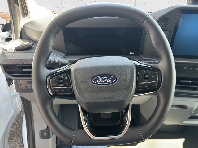 FORD E-Transit C Van 320 L1 Trend-image-9