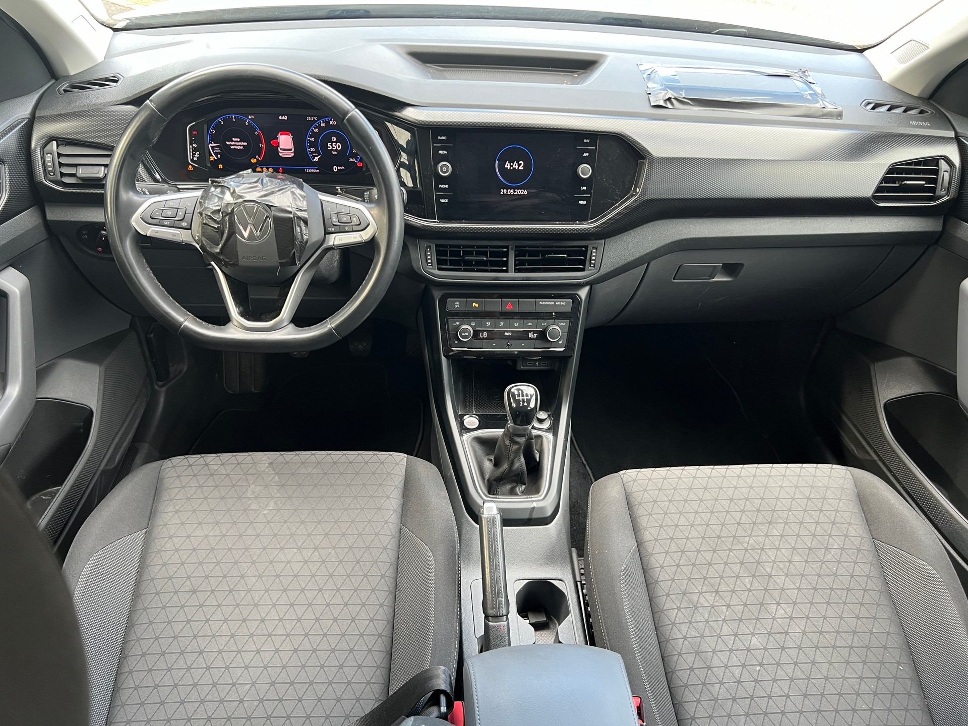 VW T-Cross 1.0 TSI-image-11