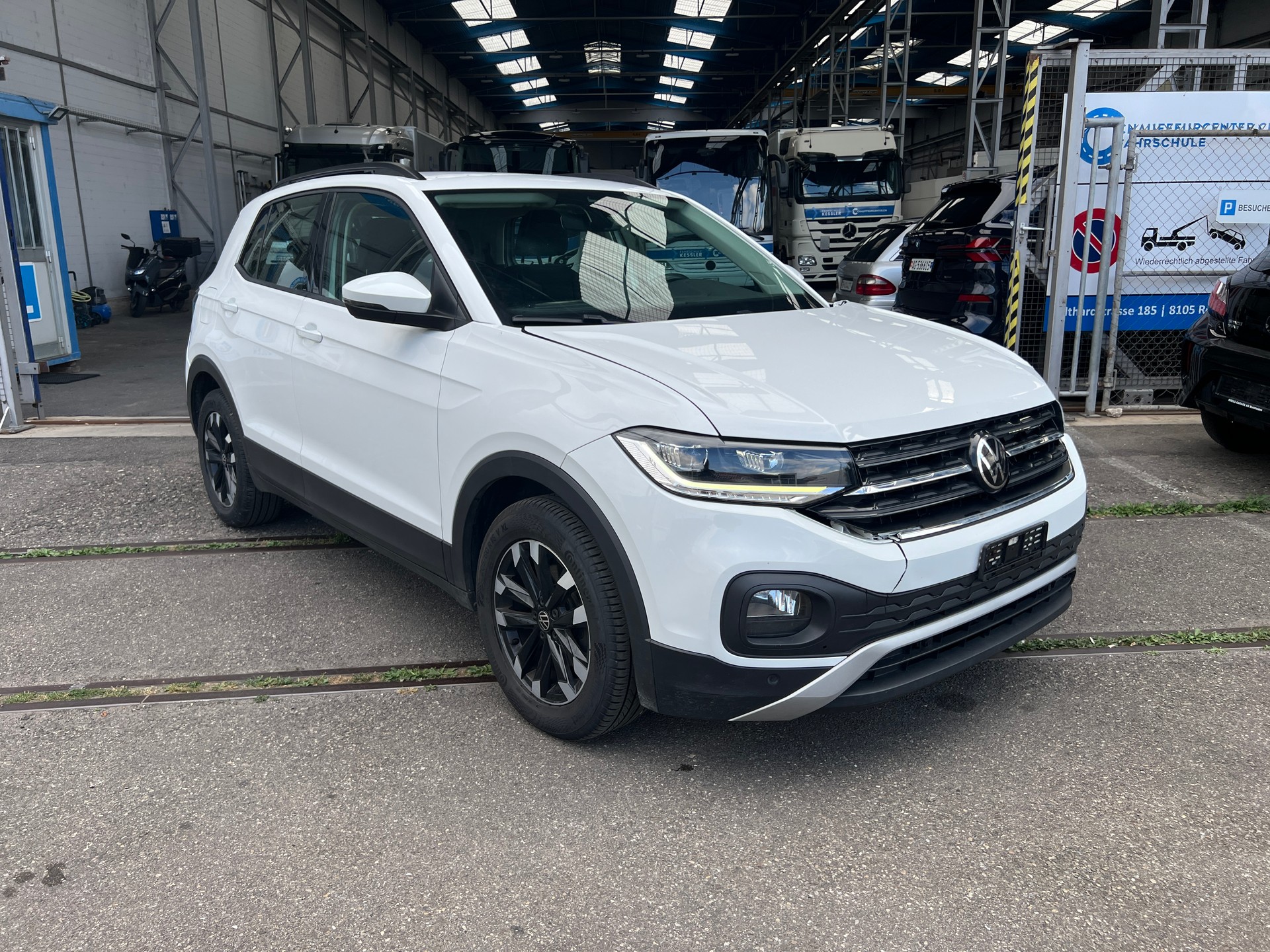 VW T-Cross 1.0 TSI-image-0