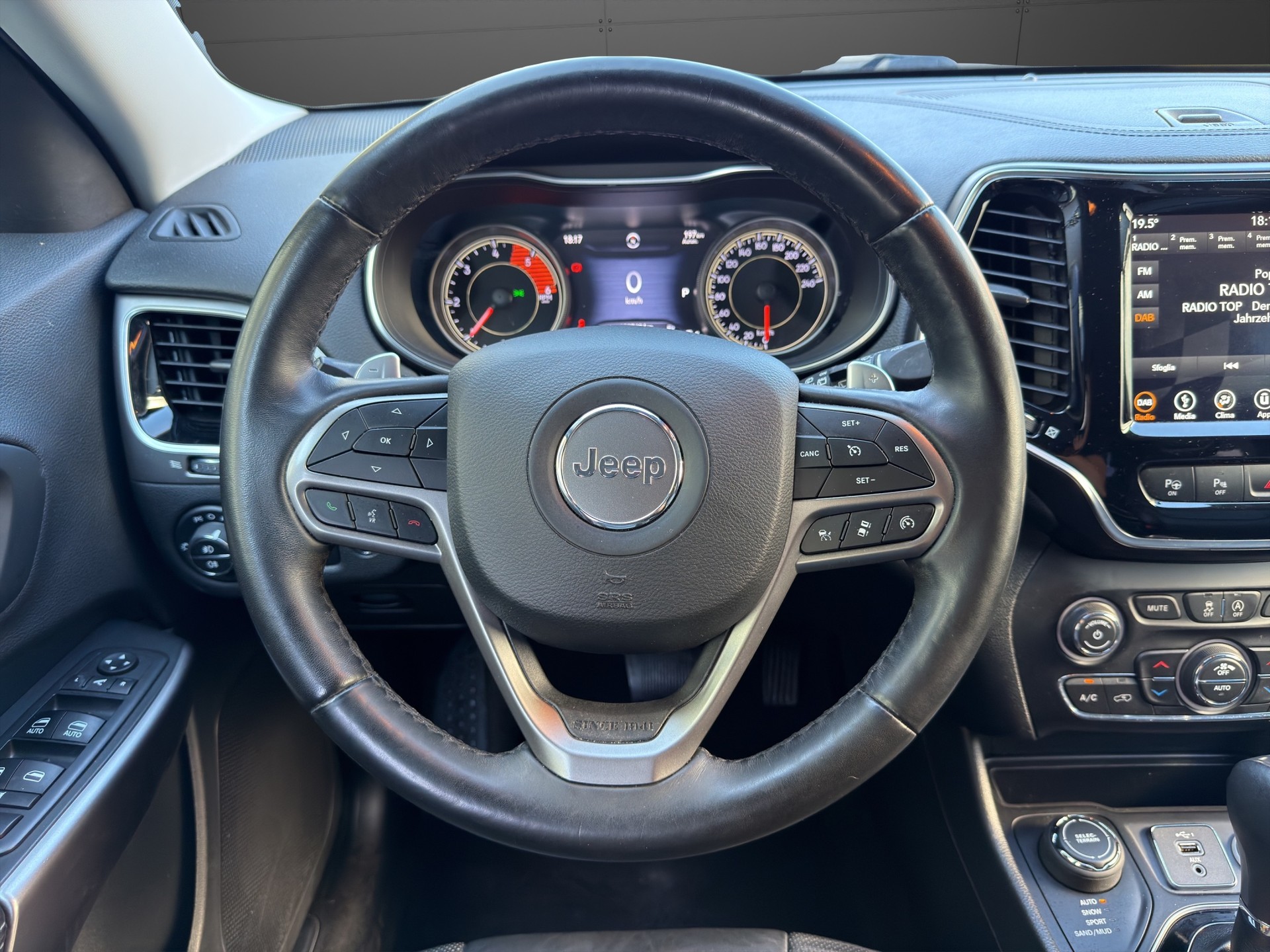 JEEP Cherokee 2.2MJ Limited AWD Drive I 9ATX-image-11