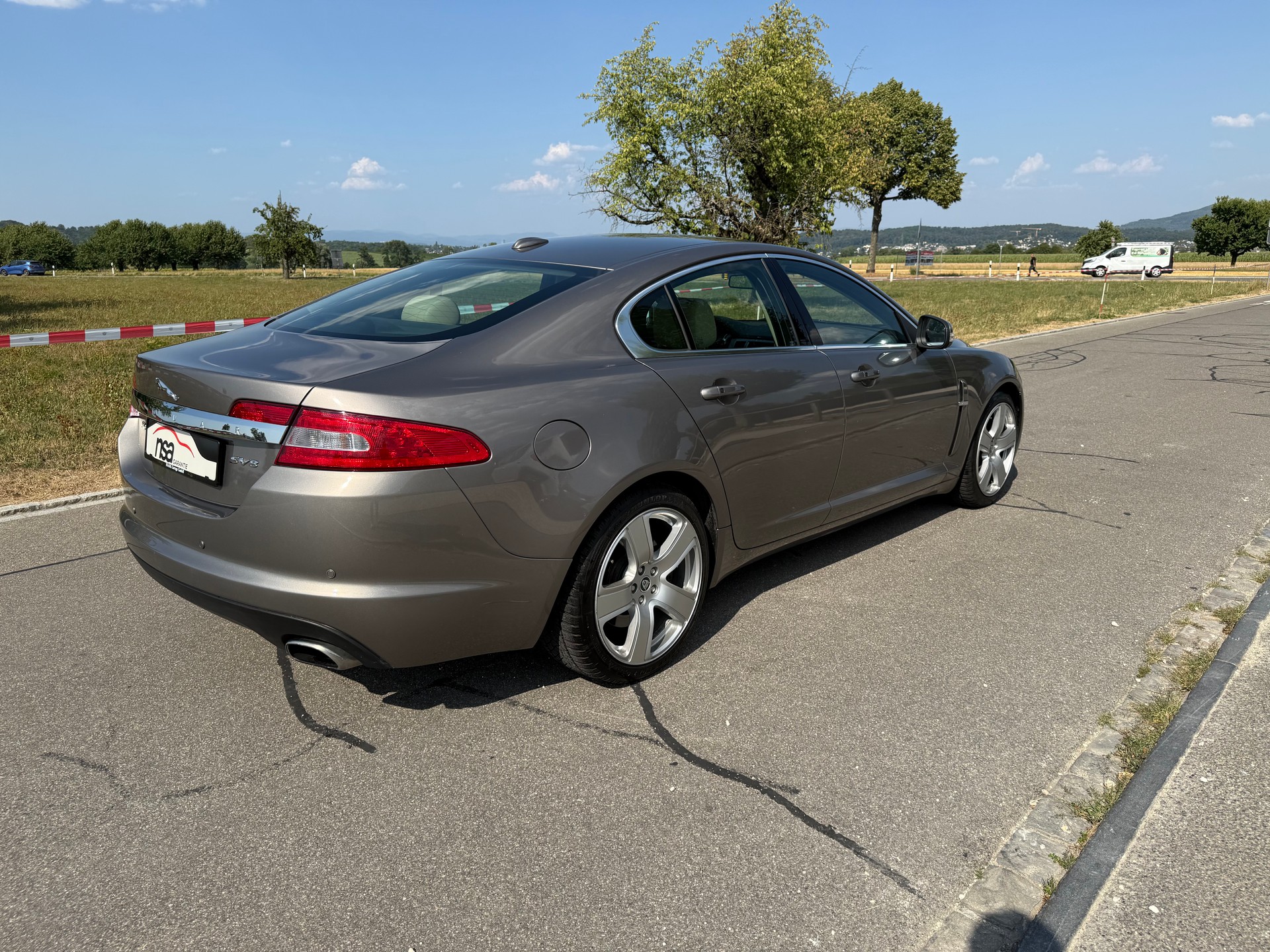 JAGUAR XF 4.2 V8 S/C-image-5