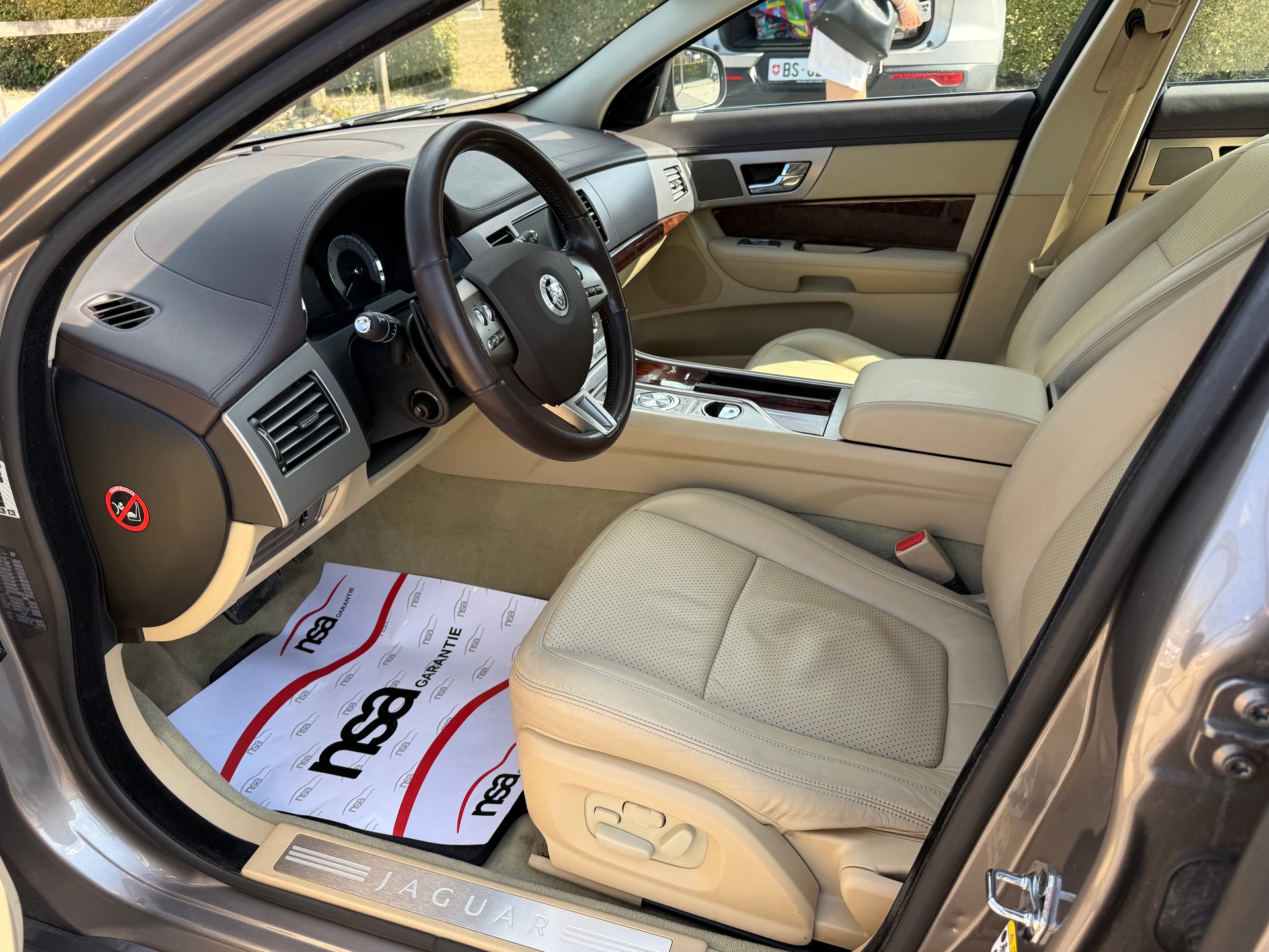 JAGUAR XF 4.2 V8 S/C-image-9