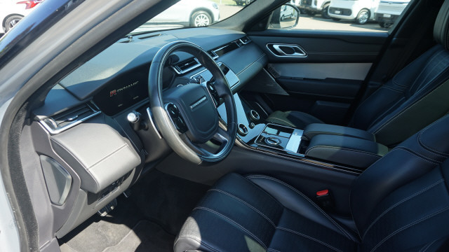 LAND ROVER RR Velar R-Dyn. P 300 HSE-image-9