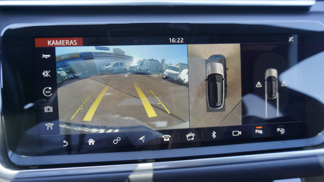 LAND ROVER RR Velar R-Dyn. P 300 HSE-image-13
