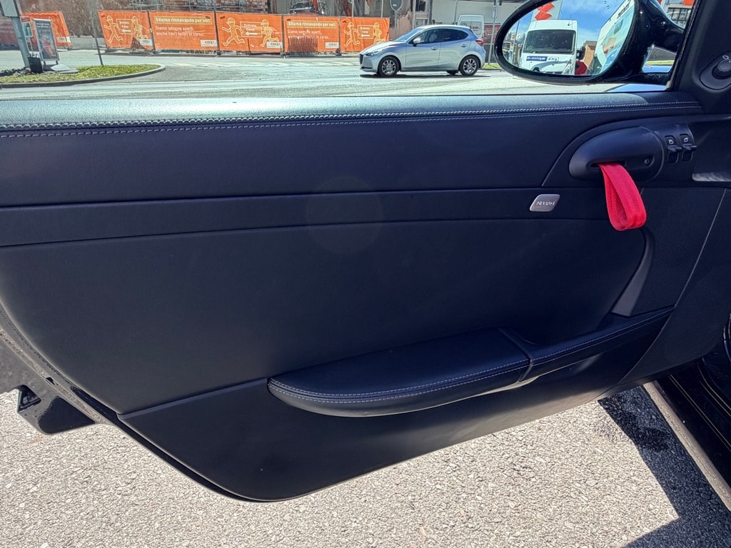 PORSCHE Boxster 3.4 Spyder-image-6