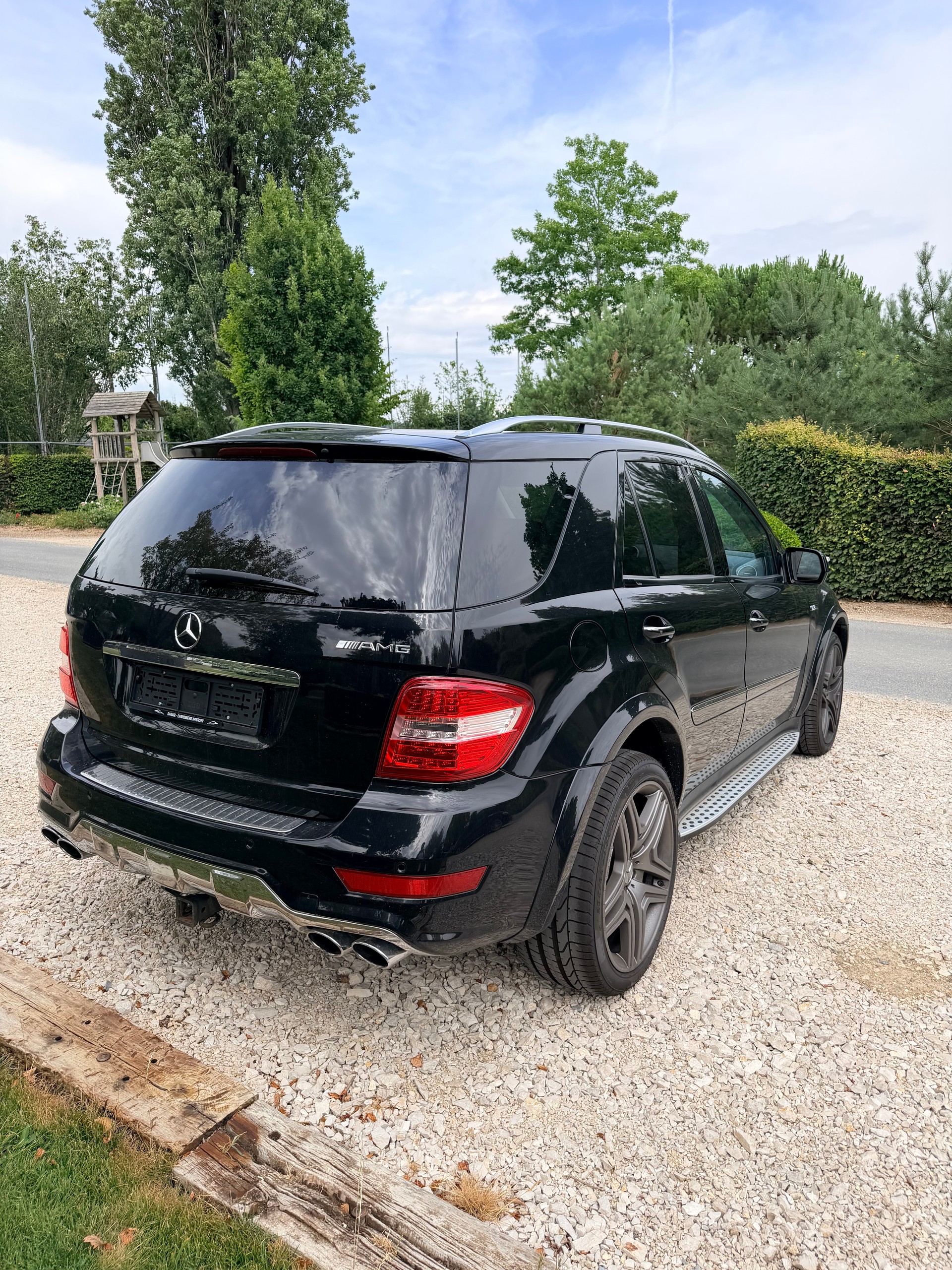 MERCEDES-BENZ ML 63 AMG 4Matic 7G-Tronic-image-4