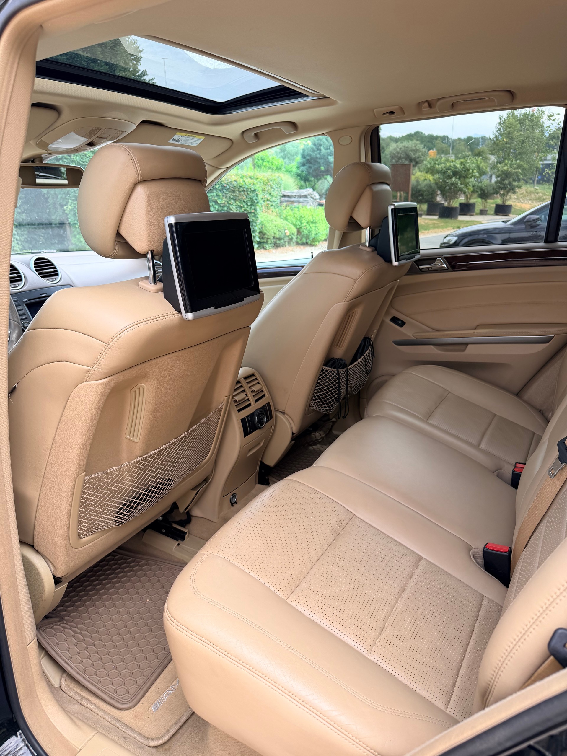 MERCEDES-BENZ ML 63 AMG 4Matic 7G-Tronic-image-7