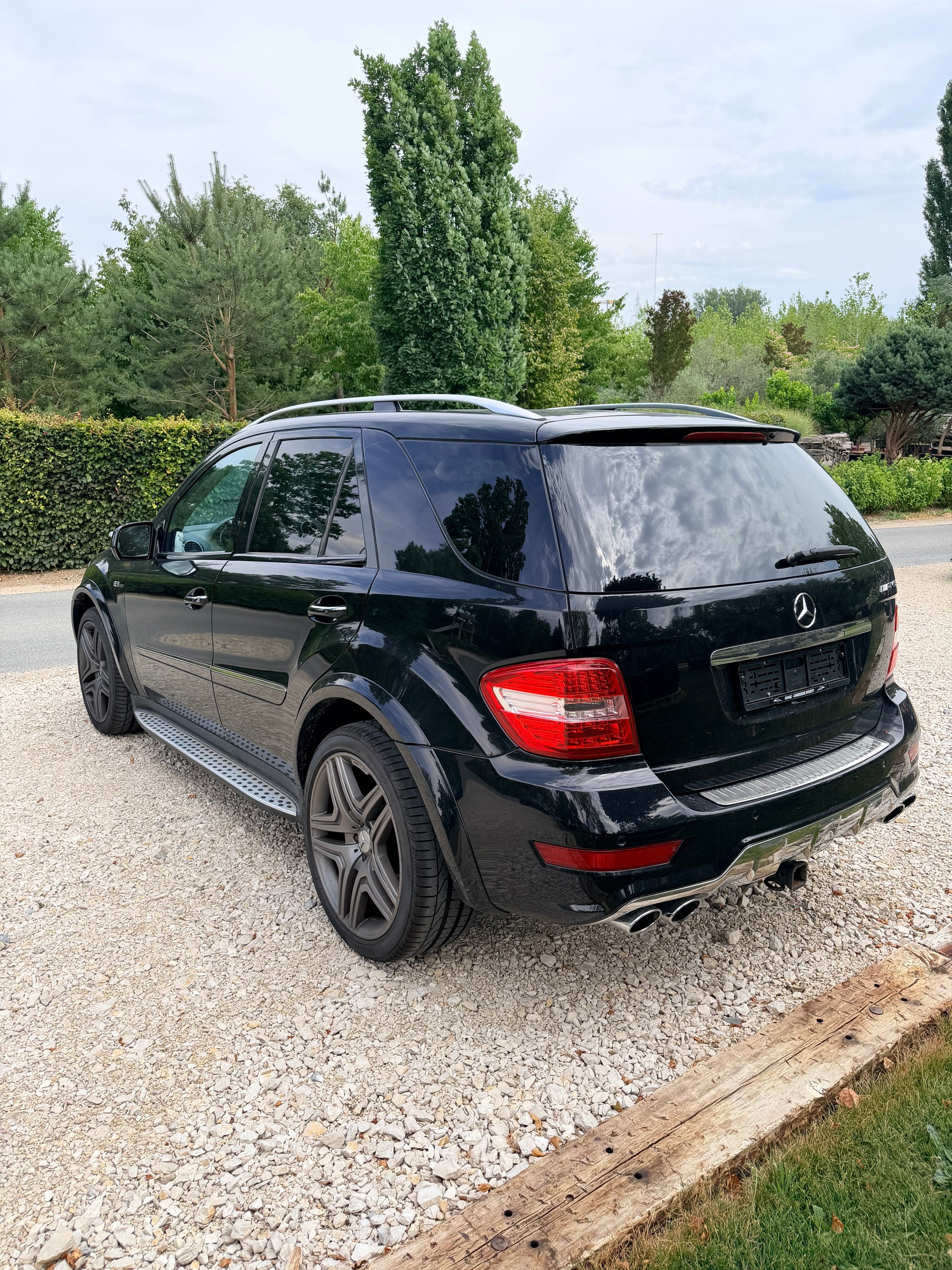 MERCEDES-BENZ ML 63 AMG 4Matic 7G-Tronic-image-2