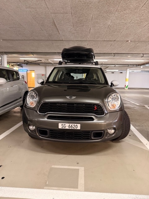 MINI 1.6i Cooper S ALL4-image-0