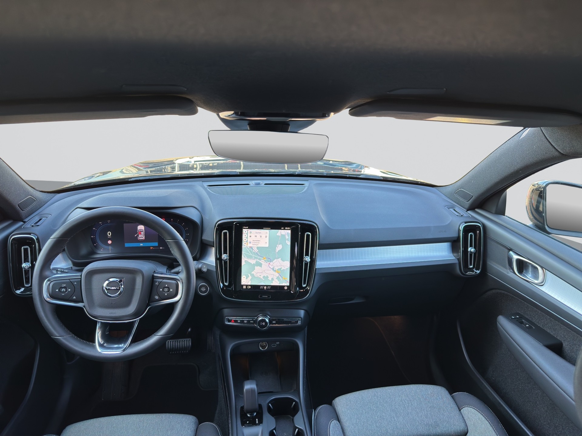 VOLVO XC40 B3 Benzin Mild Hybrid Core DCT-image-14