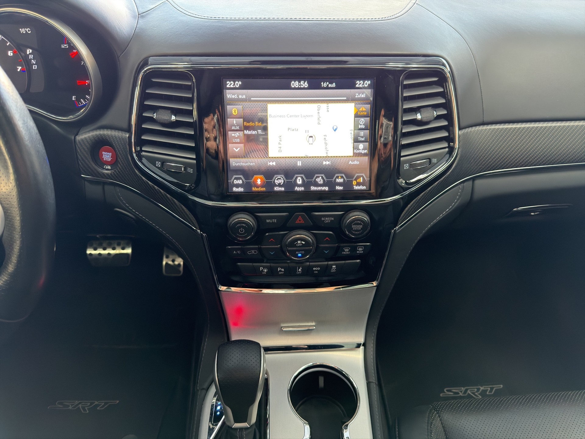 JEEP Grand Cherokee 6.4 V8 HEMI SRT8 Automatic-image-9