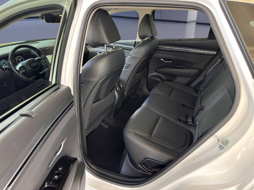 HYUNDAI TUCSON 1.6 T-GDi PHEV Vertex 4WD-image-10