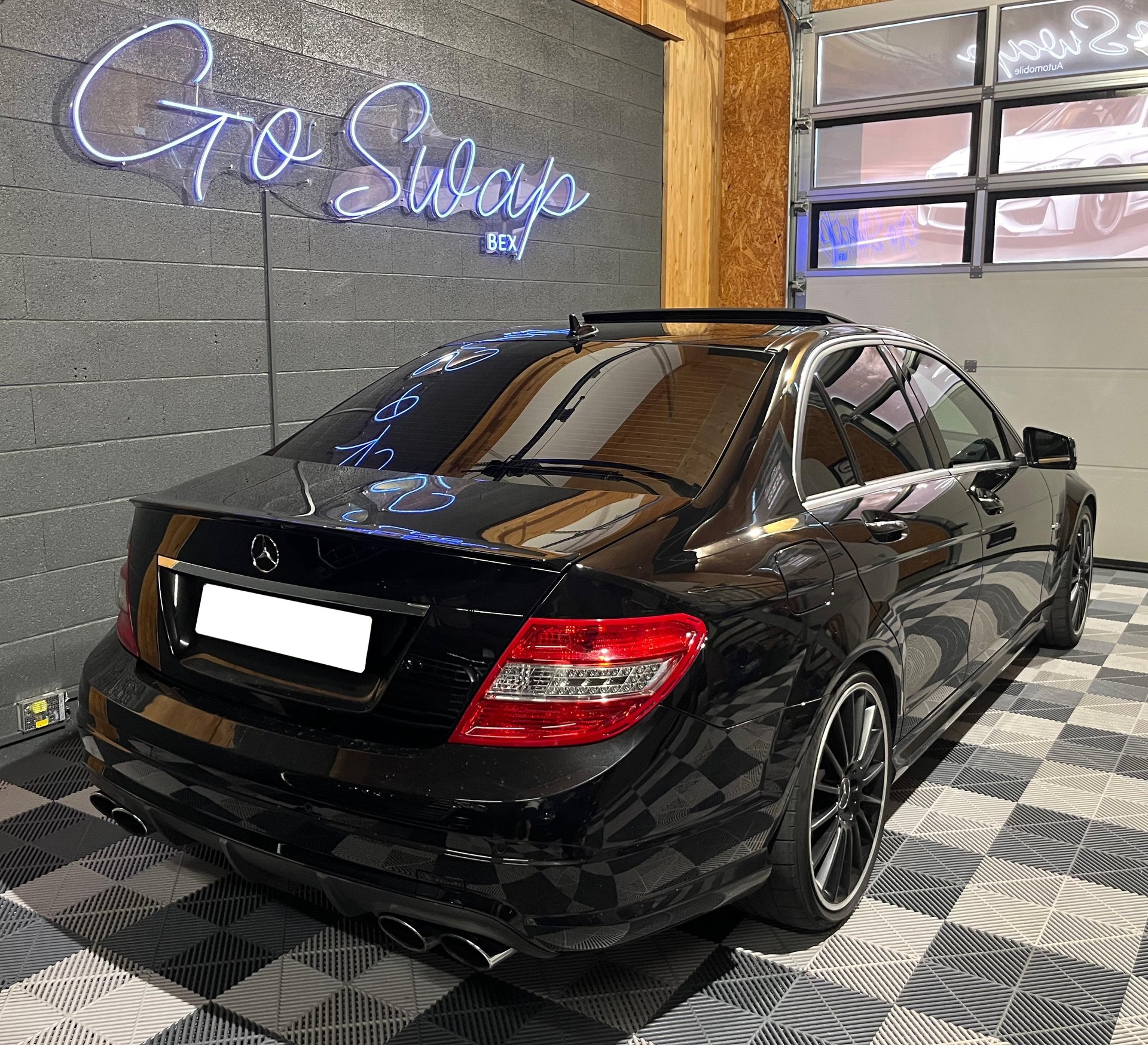 MERCEDES-BENZ C 63 AMG Avantgarde 7G-Tronic-image-3