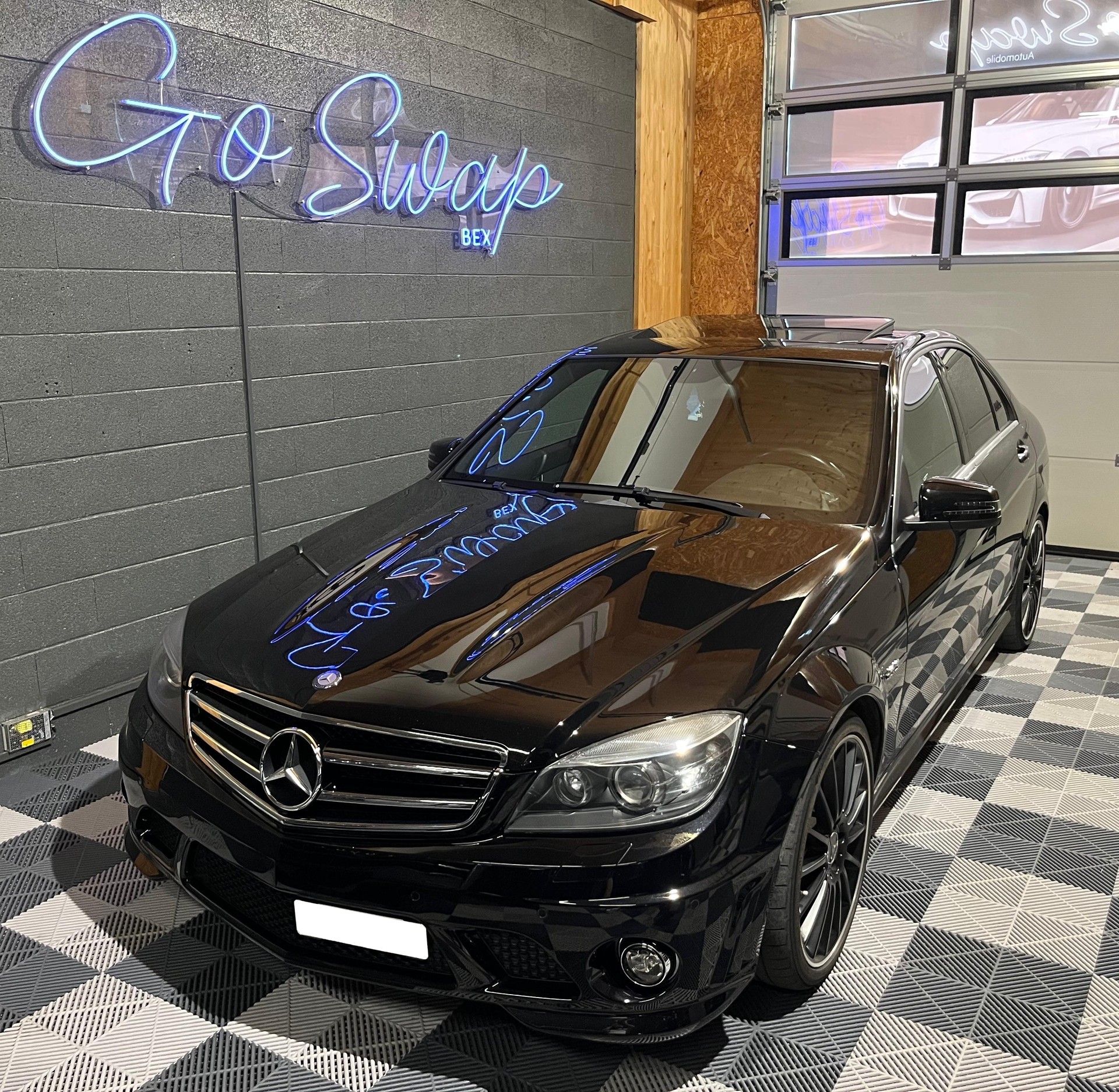 MERCEDES-BENZ C 63 AMG Avantgarde 7G-Tronic-image-4