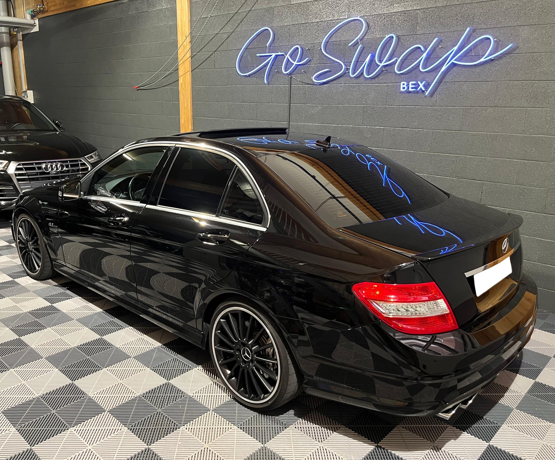 MERCEDES-BENZ C 63 AMG Avantgarde 7G-Tronic-image-7