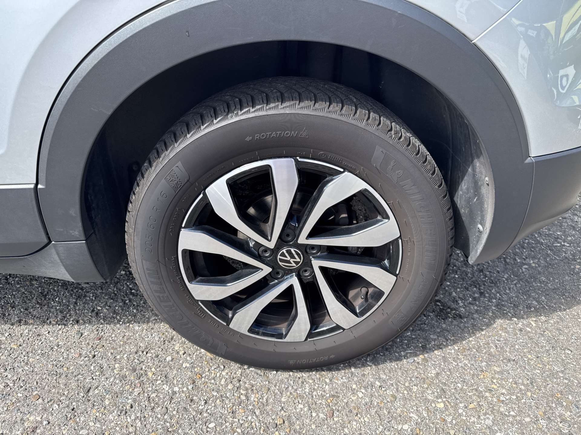 VW T-Cross 1.0 TSi Active DSG-Automat-image-9