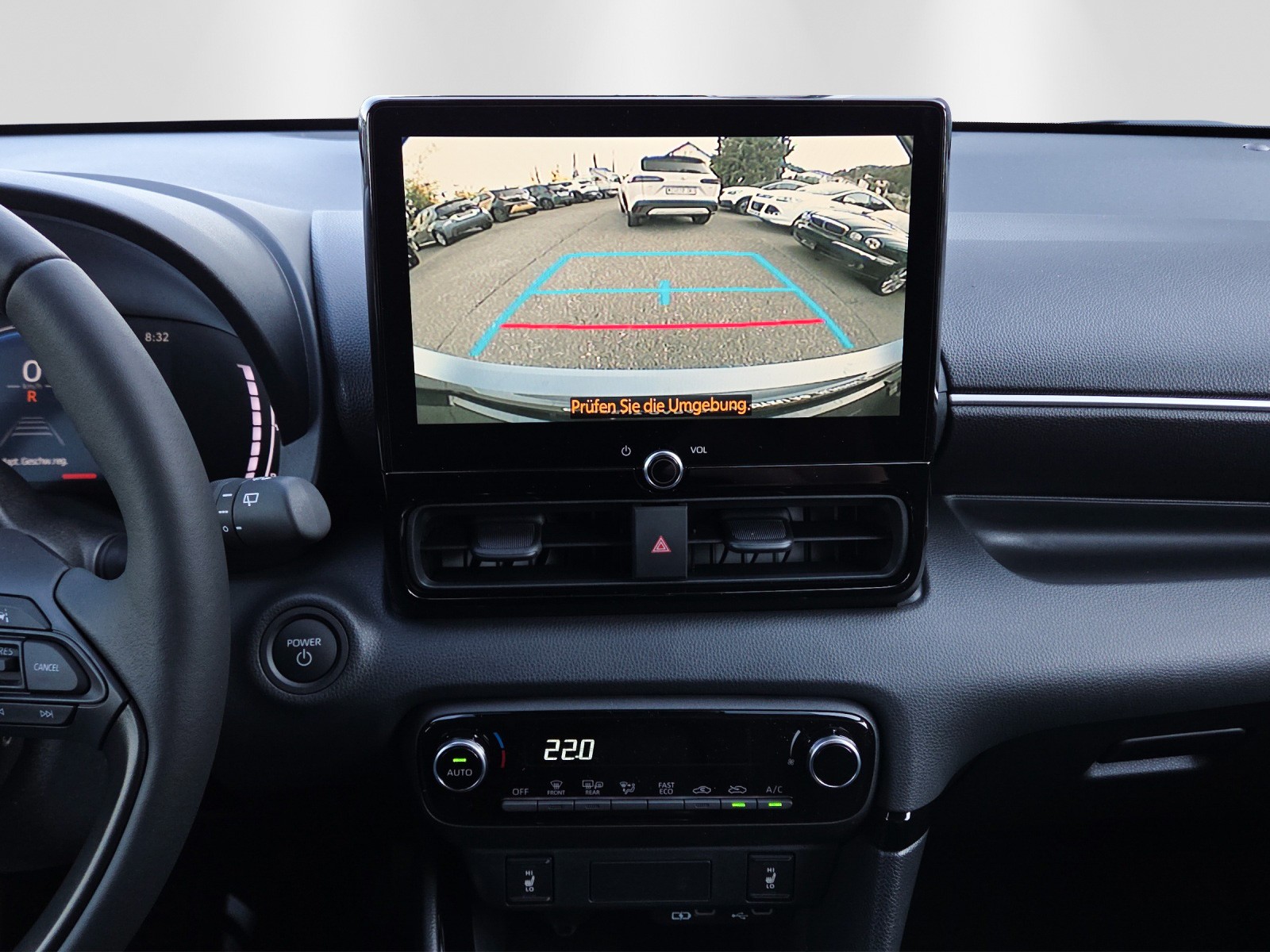 TOYOTA Yaris 1.5 Trend e-CVT-image-14