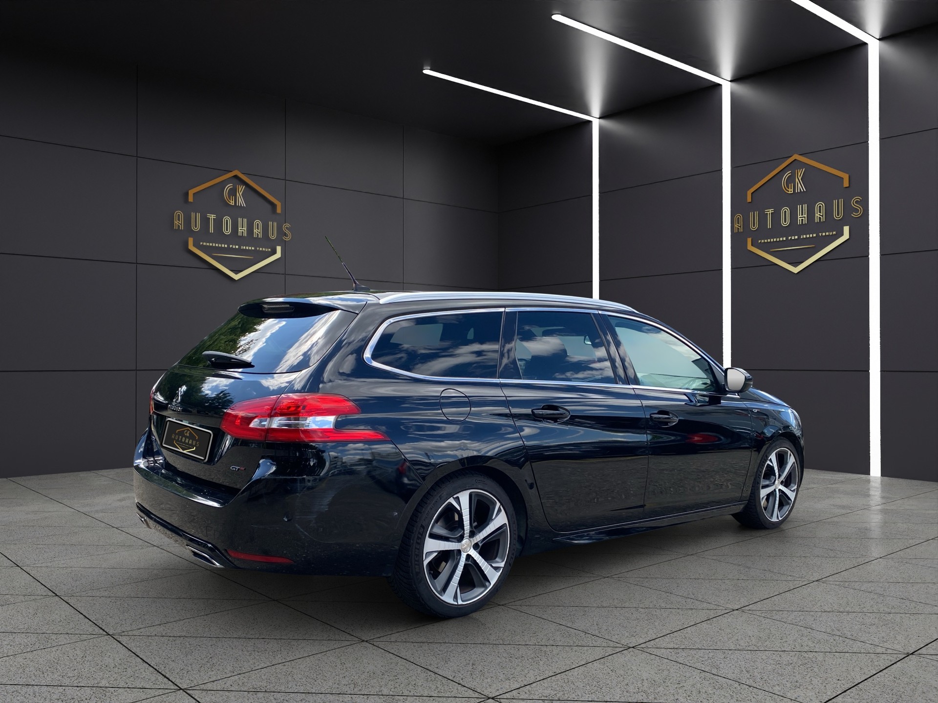 PEUGEOT 308 SW 2.0 BlueHDI GT Automatic-image-5