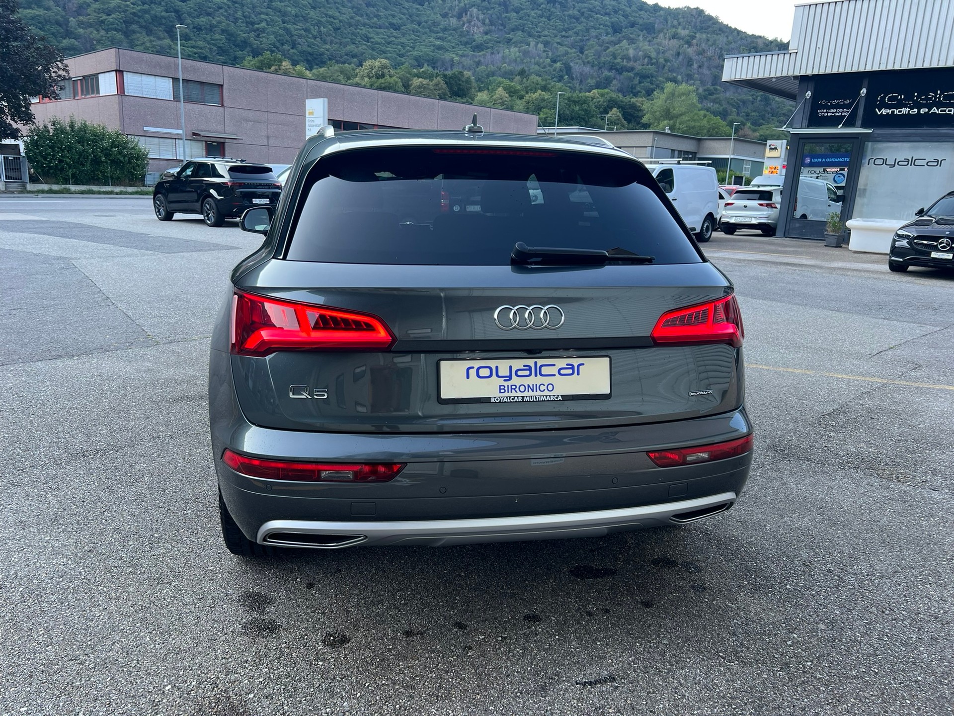 AUDI Q5 2.0 TDI S-LINE sport quattro S-tronic-image-5