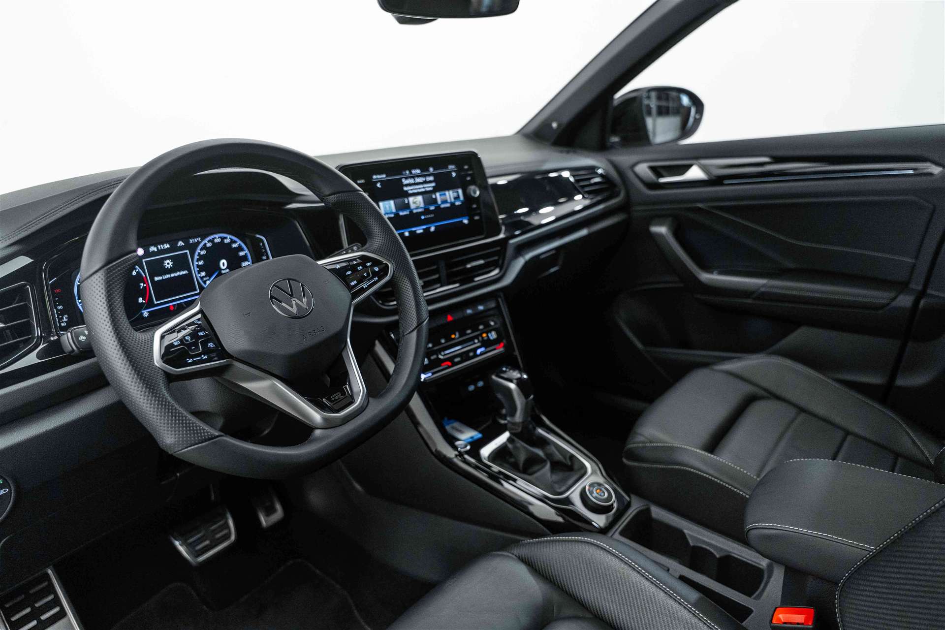 VW T-Roc 2.0 TSI R-Line DSG 4Motion 190PS-image-7