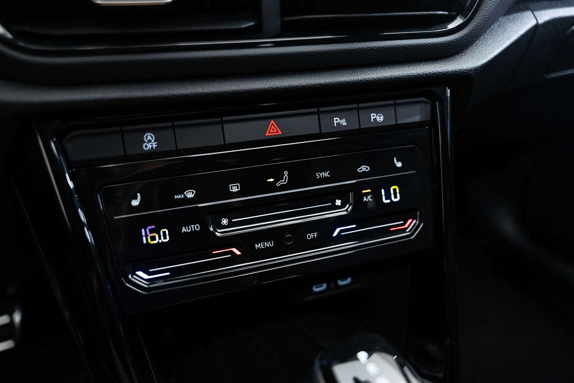 VW T-Roc 2.0 TSI R-Line DSG 4Motion 190PS-image-24