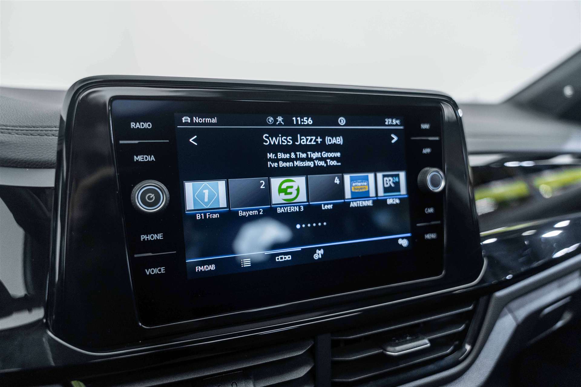 VW T-Roc 2.0 TSI R-Line DSG 4Motion 190PS-image-18