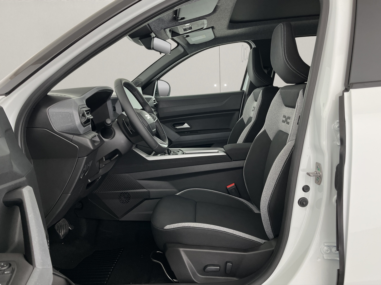 DACIA Bigster 1.2 Hybrid Journey 4WD-image-7