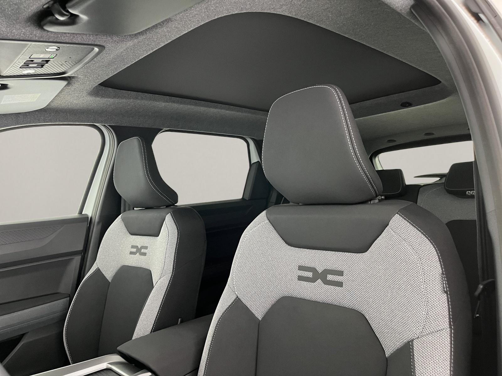 DACIA Bigster 1.2 Hybrid Journey 4WD-image-14