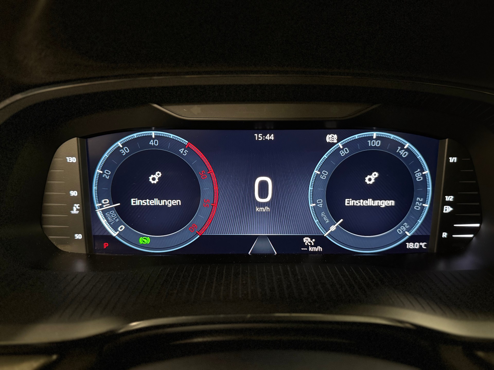 SKODA Octavia Combi 2.0 TDI Ambition 4x4 DSG-image-15