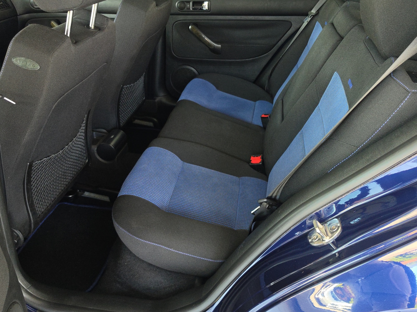 VW Golf 1.8 GTI-image-8