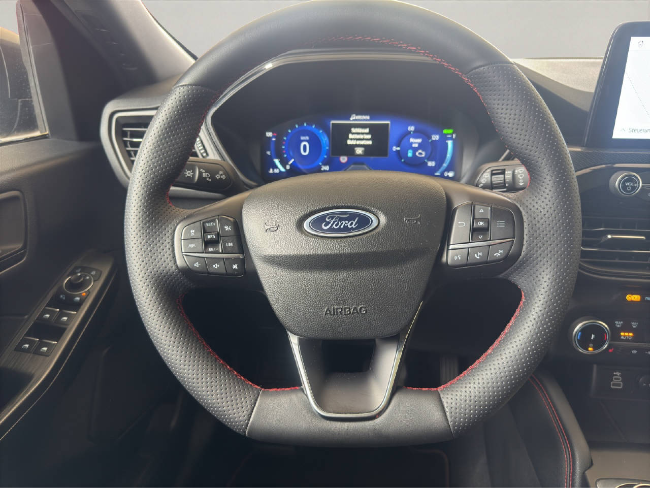 FORD Kuga 2.5 Plug-in Hybrid ST-Line X-image-12