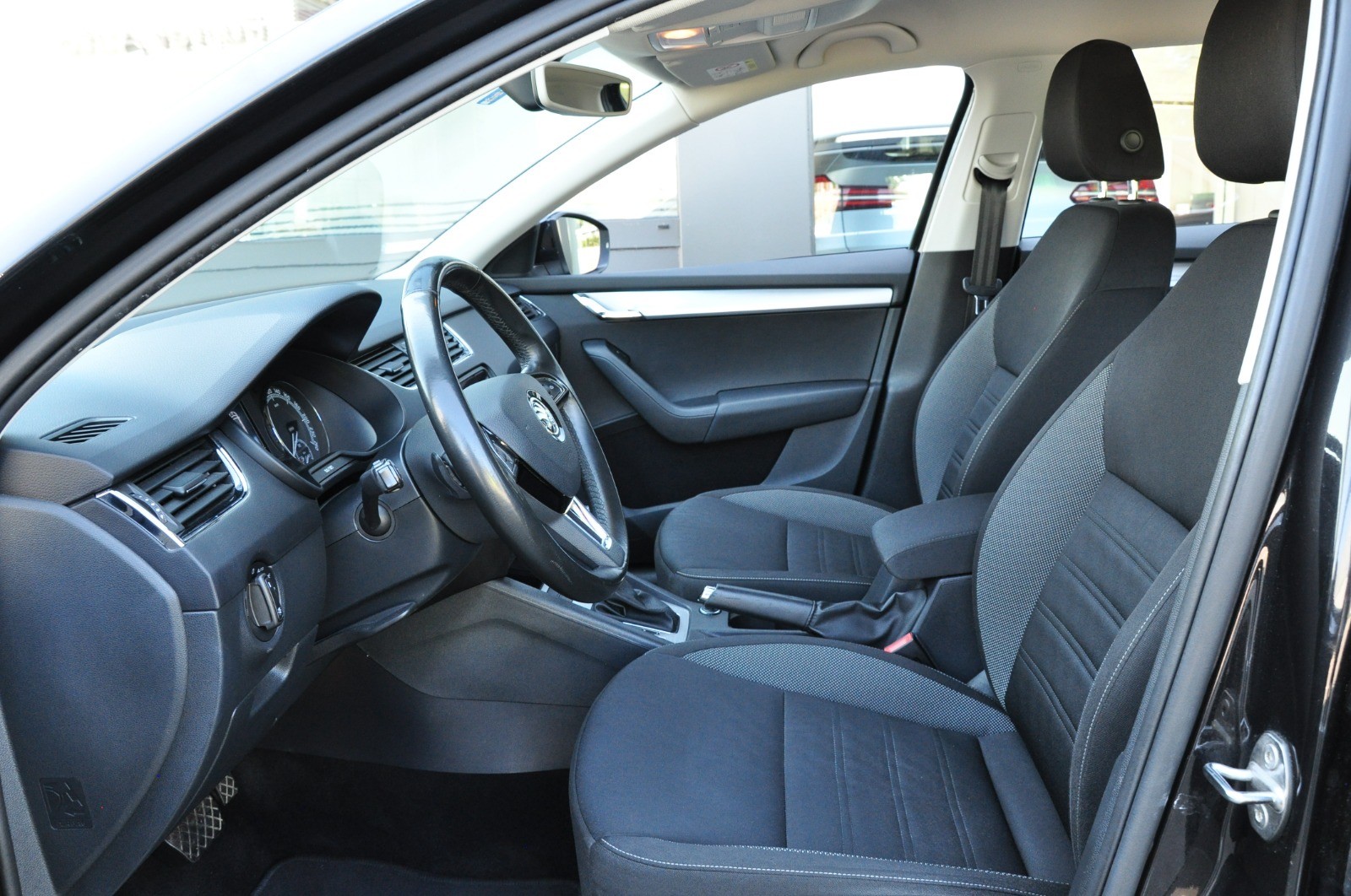 SKODA Octavia Combi 1.4 TSI G-tec Ambition CNG DSG-image-8