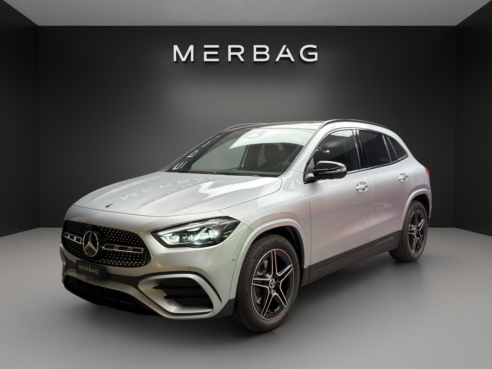 MERCEDES-BENZ GLA 200 Night Star-image-0