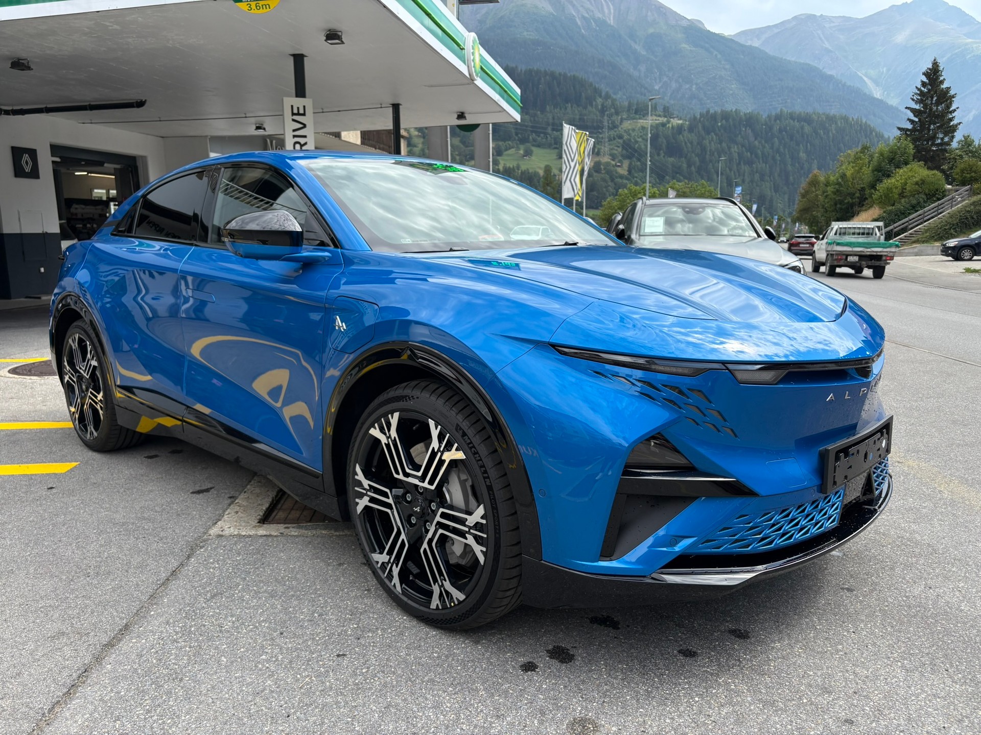 ALPINE A390 86kWh GT AWD-image-2