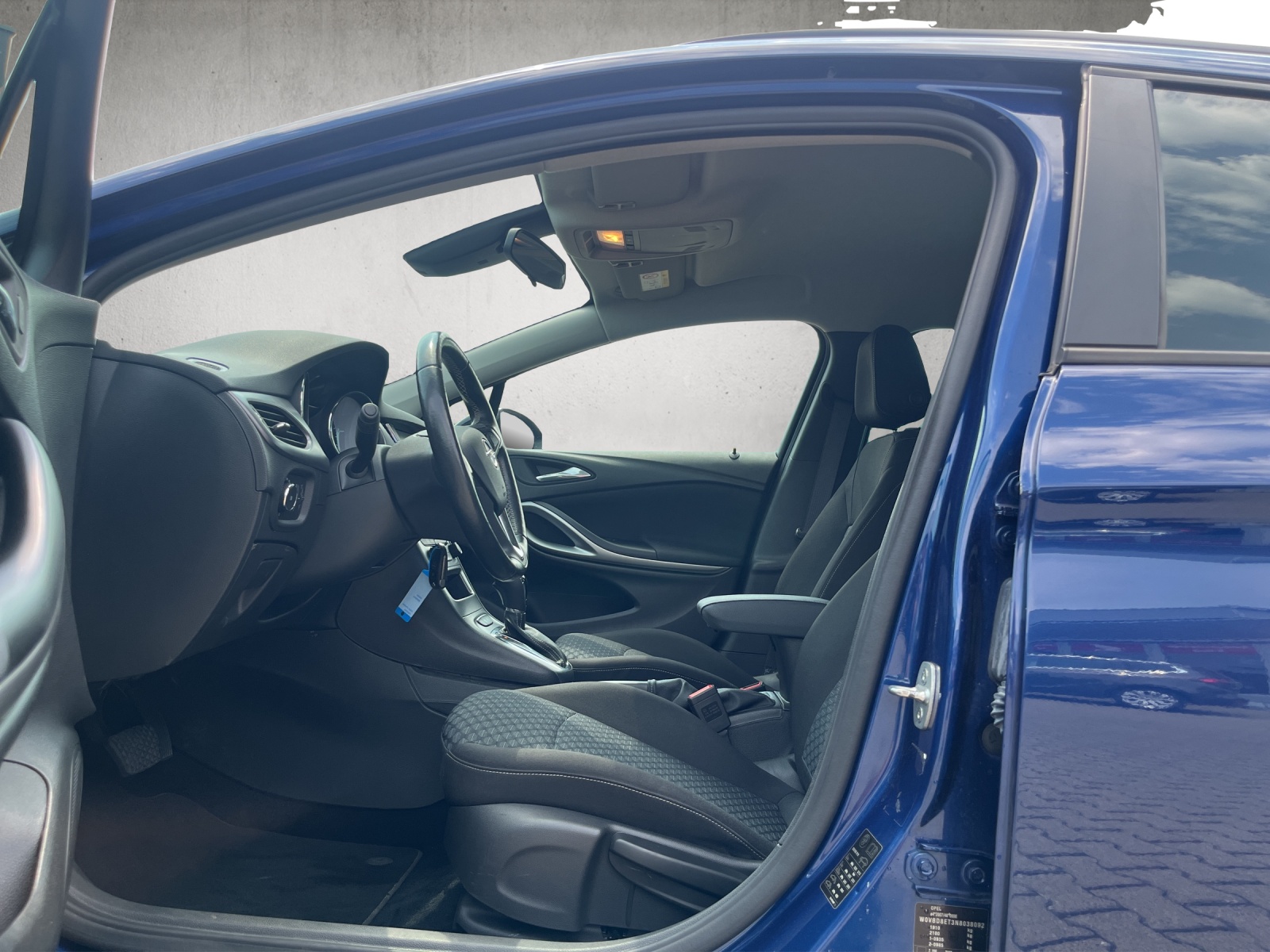OPEL Astra Sports Tourer 1.4 T Edition S/S-image-8
