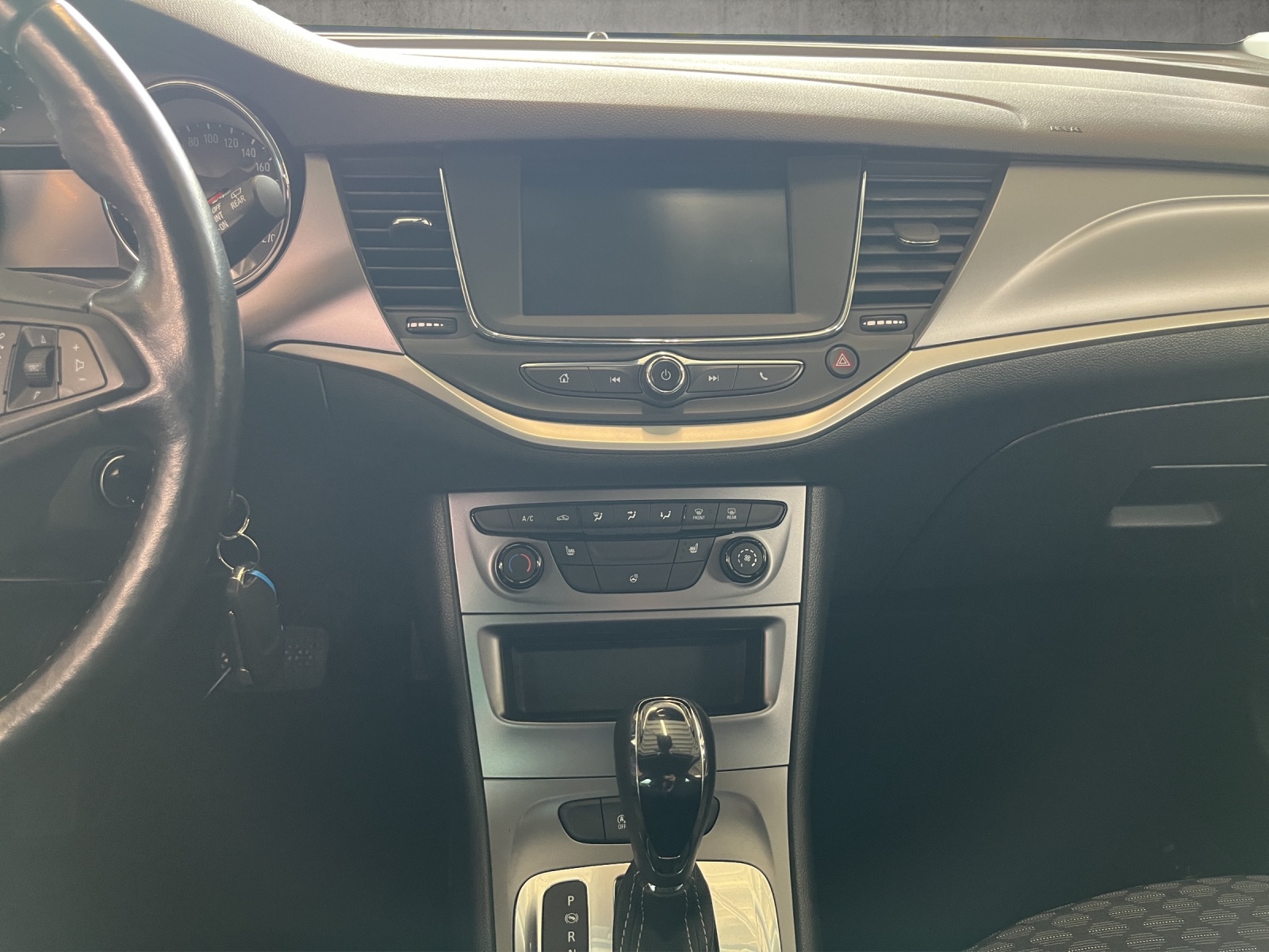 OPEL Astra Sports Tourer 1.4 T Edition S/S-image-10