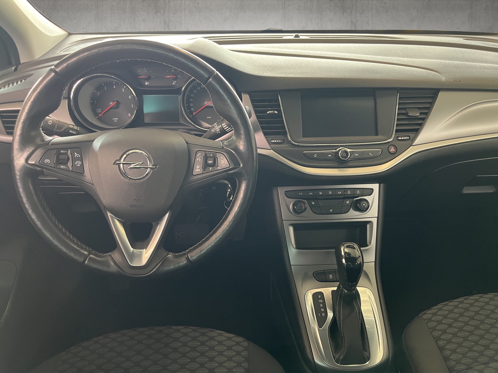 OPEL Astra Sports Tourer 1.4 T Edition S/S-image-9
