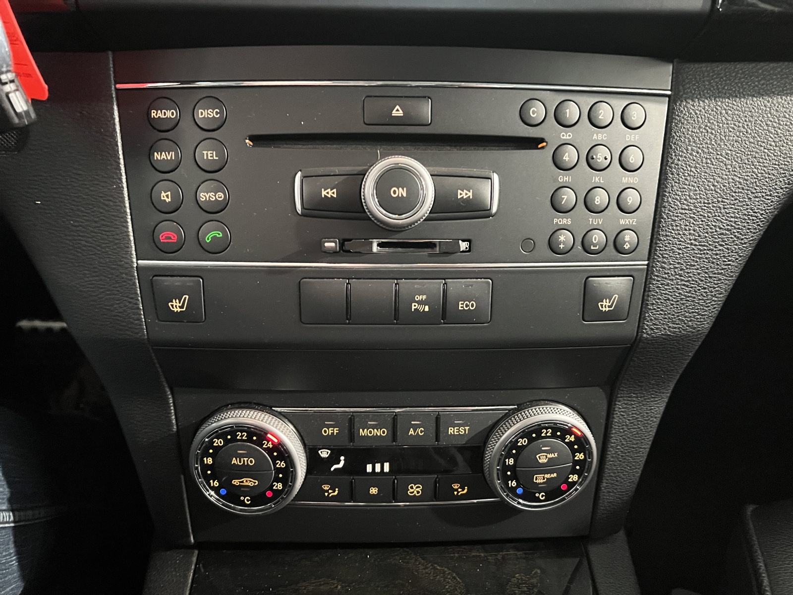 MERCEDES-BENZ GLK 250 CDI BlueEff. Grand Ed. 4Matic 7G-Tronic-image-11