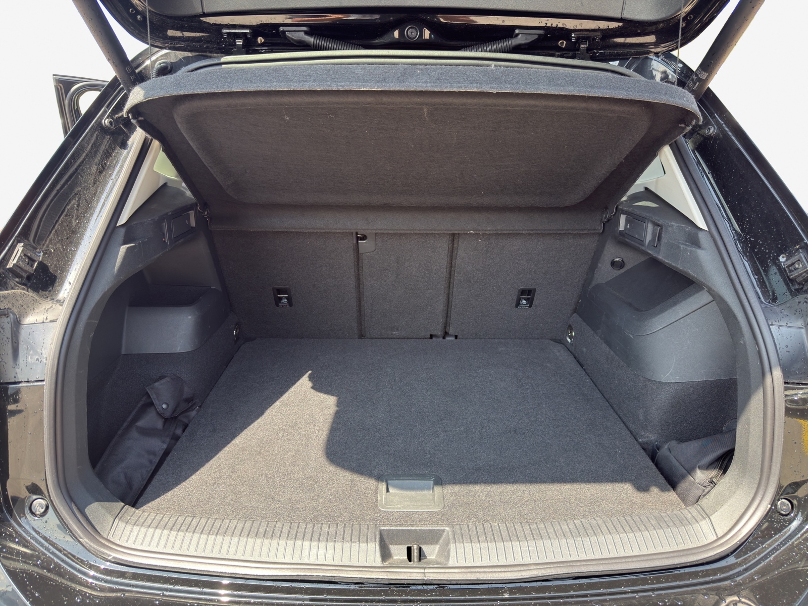 VW Tiguan 2.0 TSI DSG Elegance 4Motion-image-12