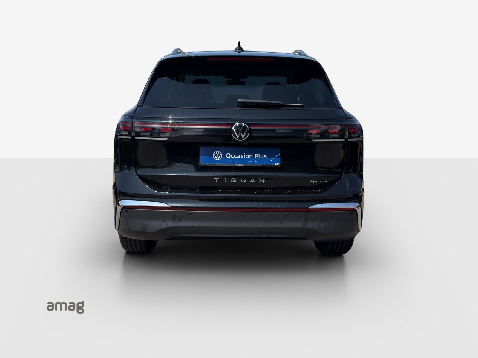 VW Tiguan 2.0 TSI DSG Elegance 4Motion-image-3