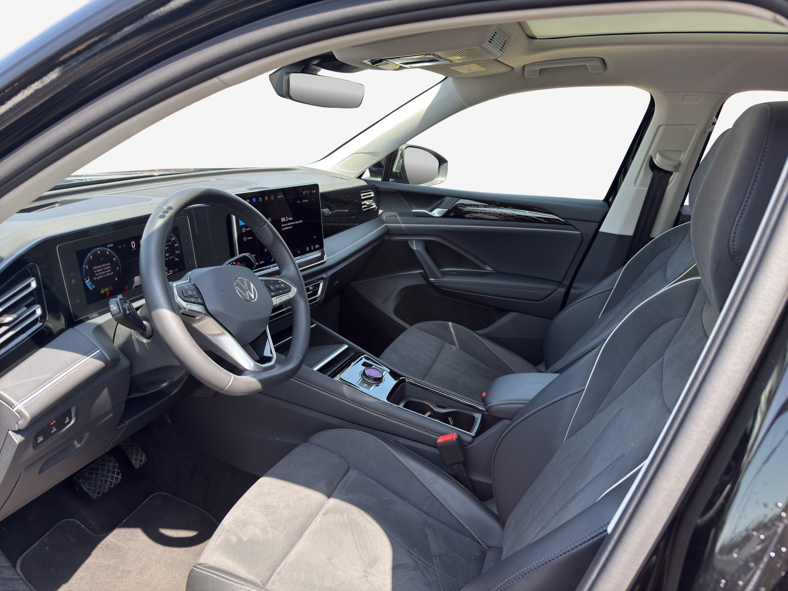 VW Tiguan 2.0 TSI DSG Elegance 4Motion-image-7