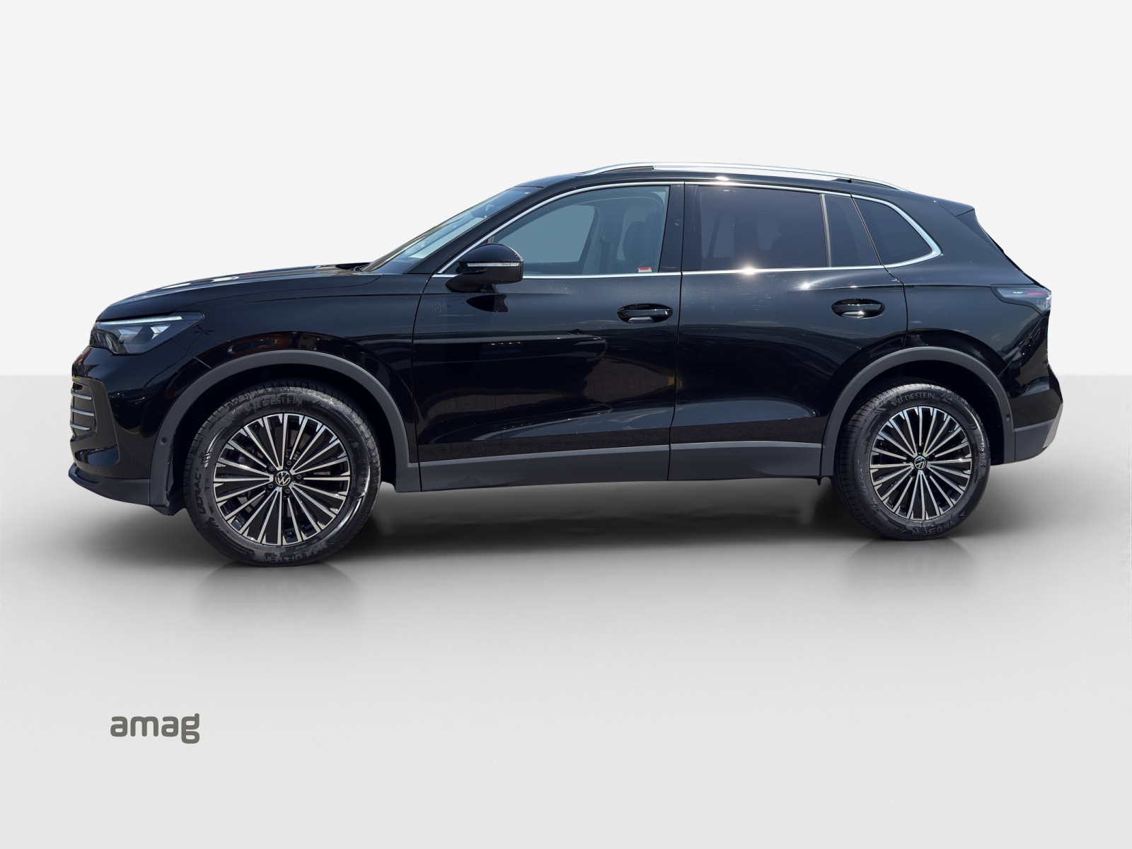 VW Tiguan 2.0 TSI DSG Elegance 4Motion-image-1