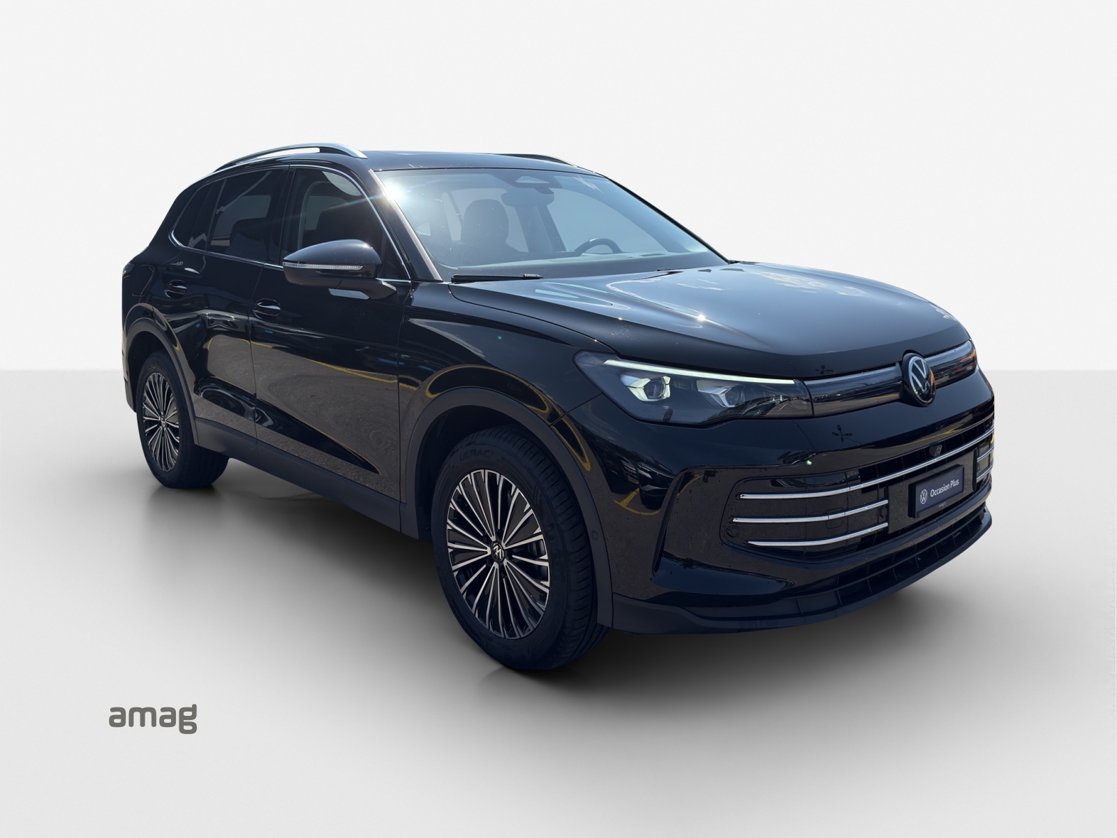 VW Tiguan 2.0 TSI DSG Elegance 4Motion-image-5