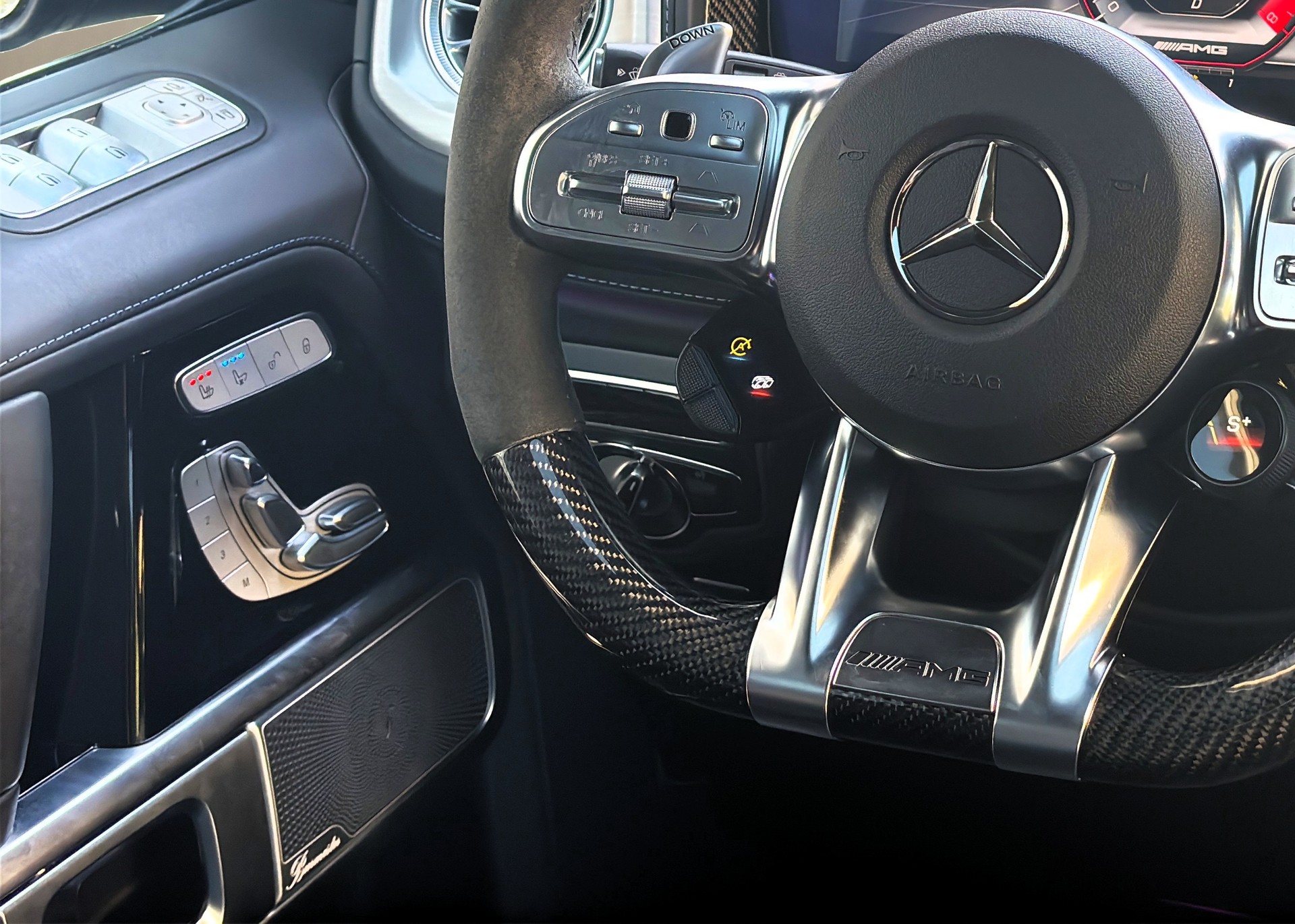 MERCEDES-BENZ G 63 AMG ✅CH-Fahrzeug aus 1. Hand mit Werksgarantie und VOLLAUSSTATTUNG✅Speedshift Plus G-Tronic-image-11