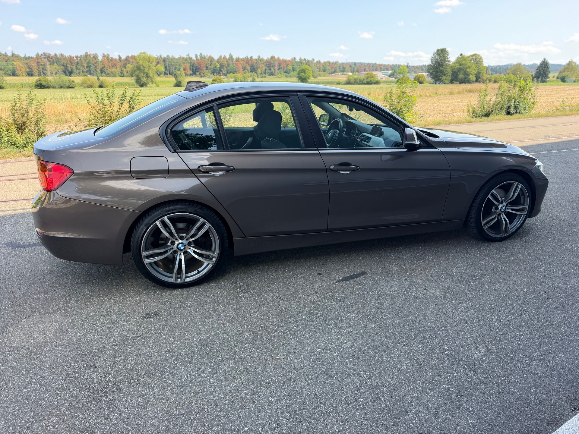 BMW 328i Steptronic-image-25
