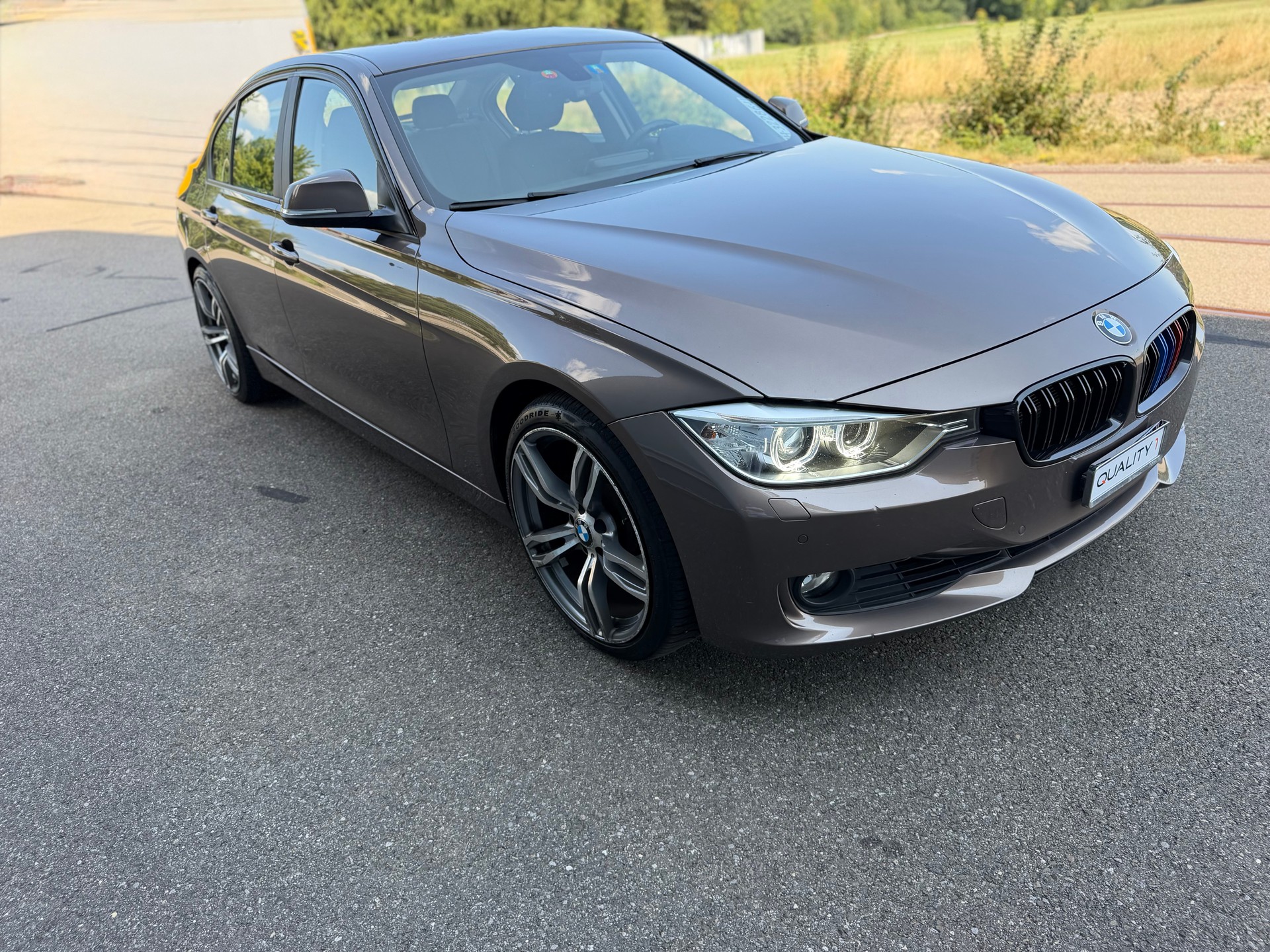 BMW 328i Steptronic-image-9