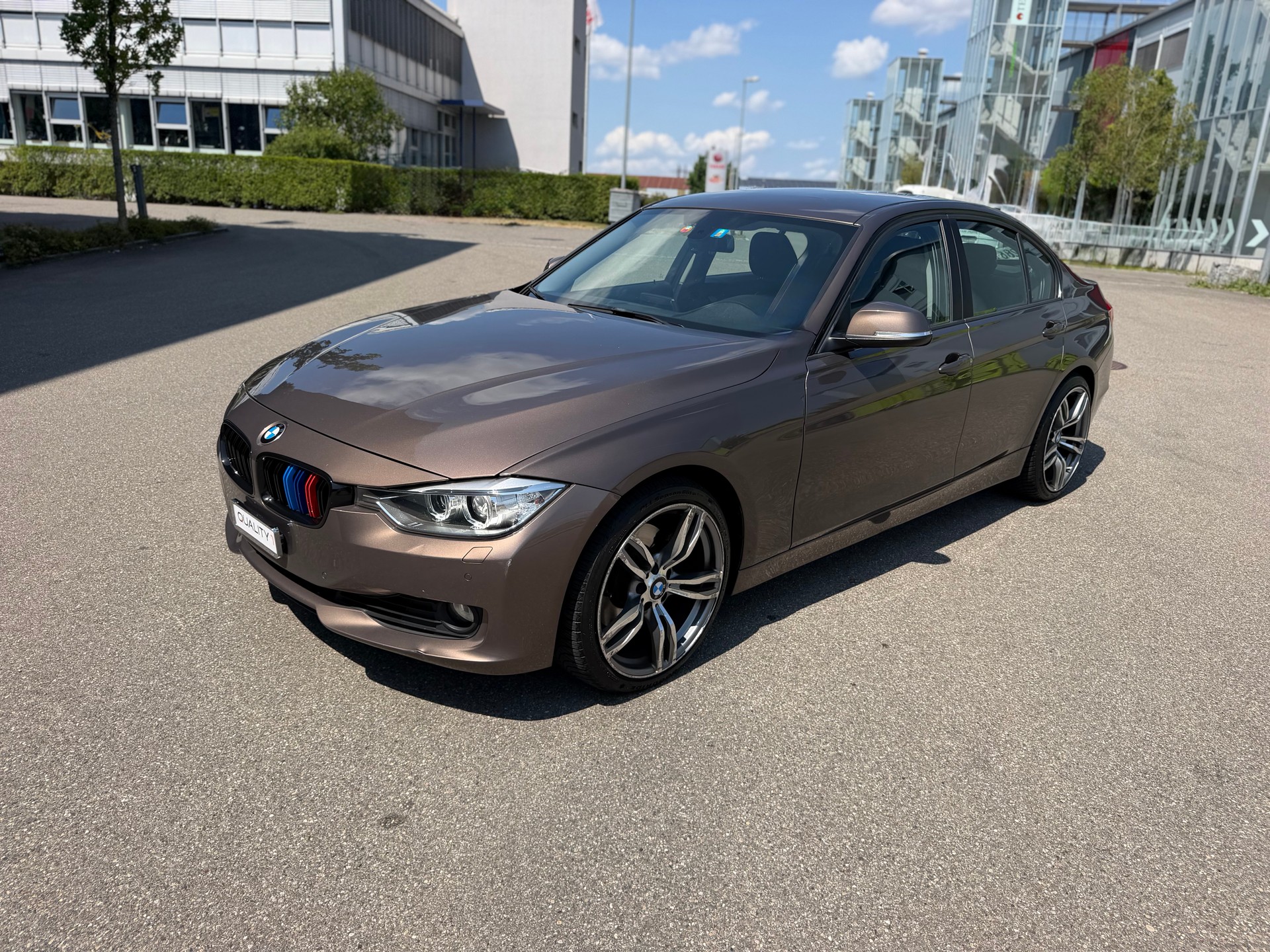 BMW 328i Steptronic-image-0