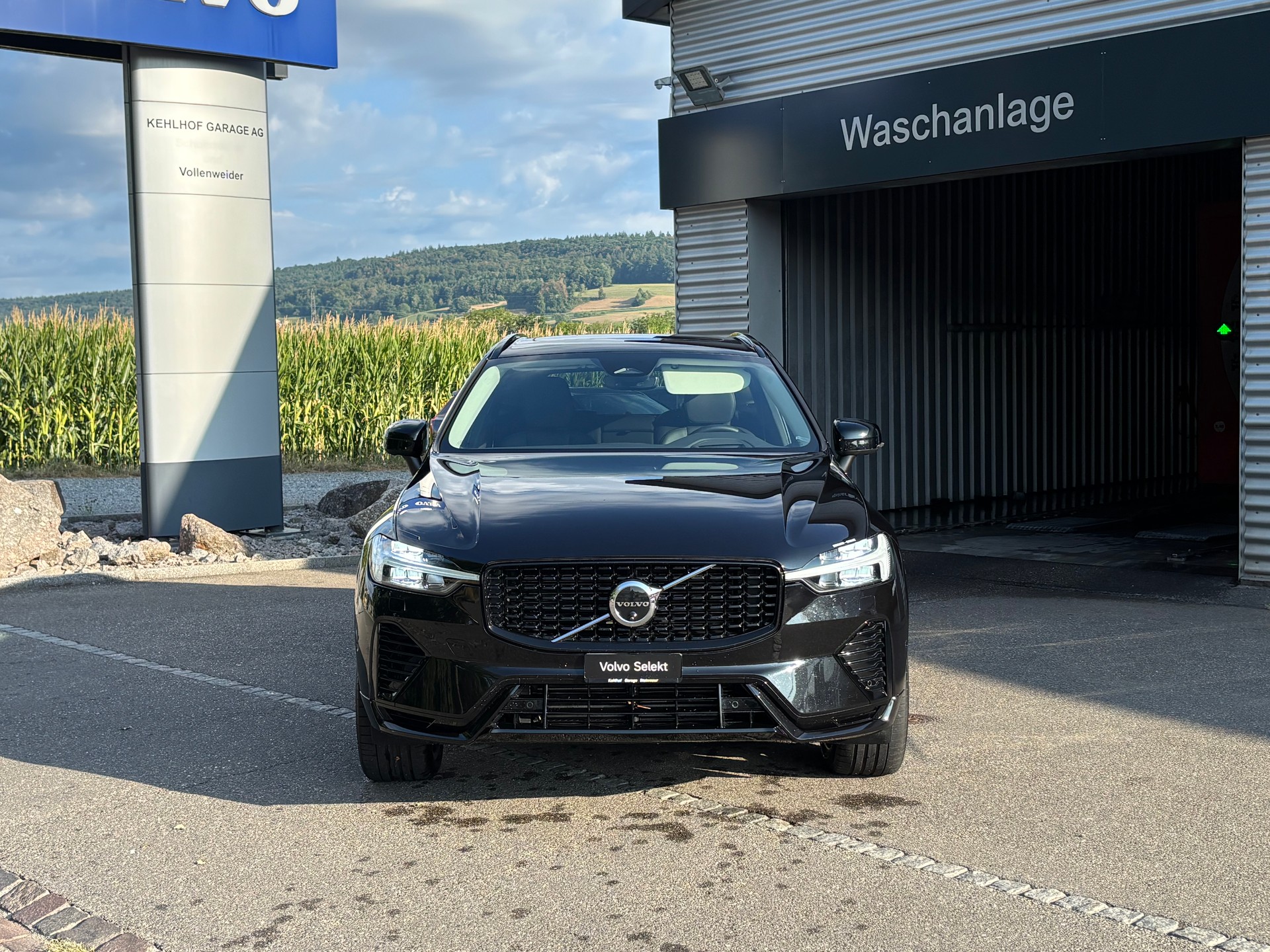 VOLVO XC60 2.0 T6 TE Xcentric eAWD-image-8