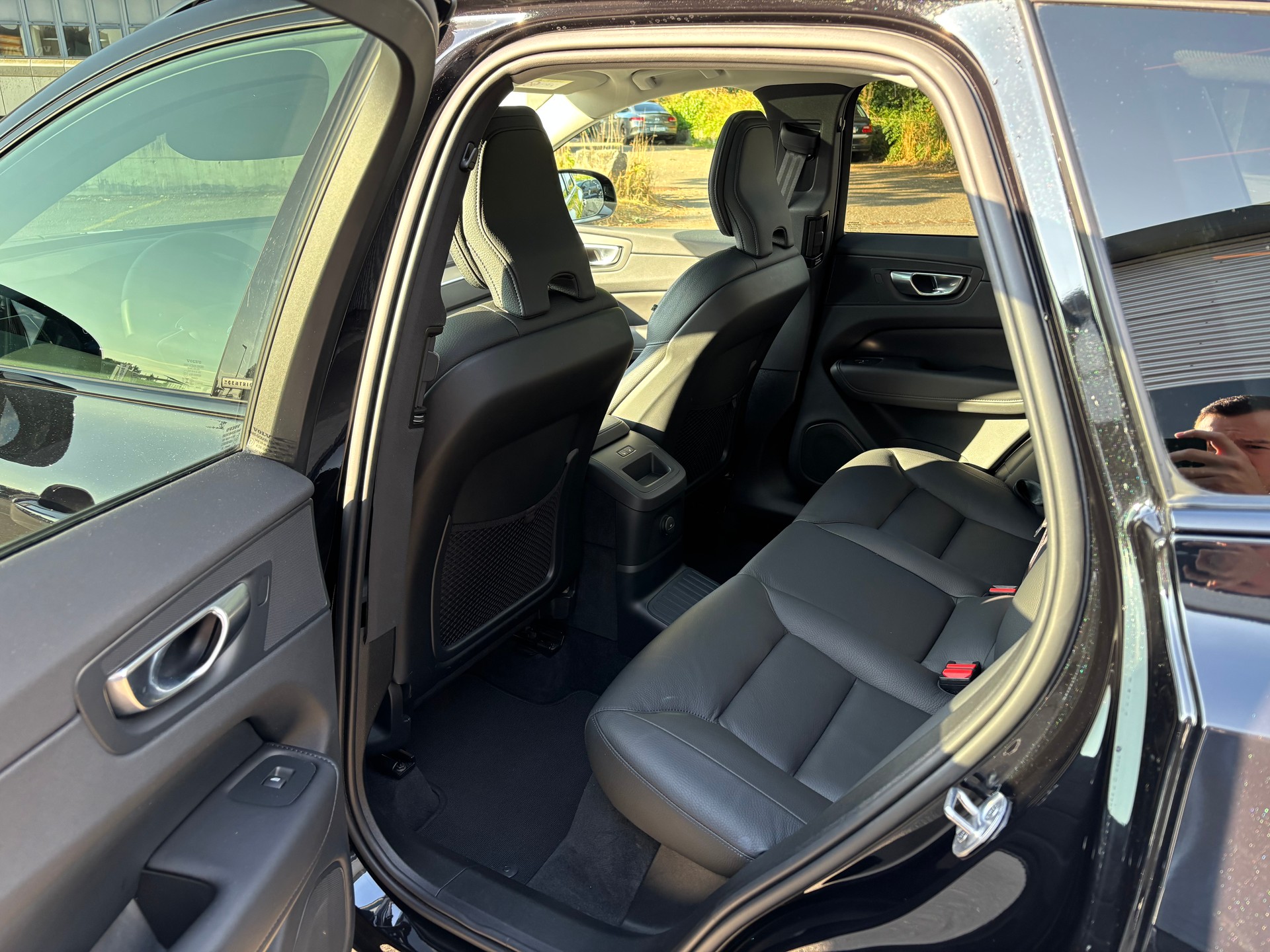 VOLVO XC60 2.0 T6 TE Xcentric eAWD-image-12