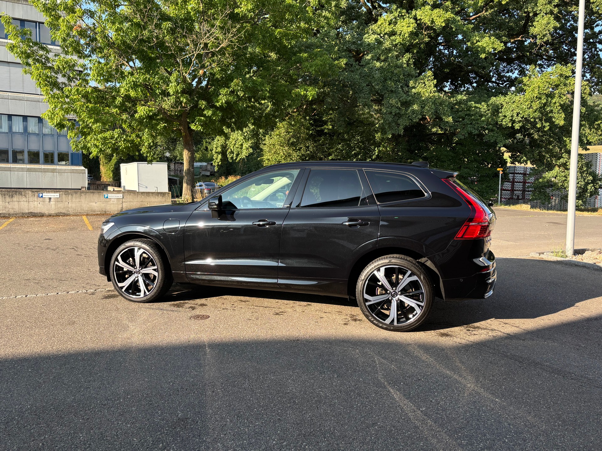 VOLVO XC60 2.0 T6 TE Xcentric eAWD-image-5